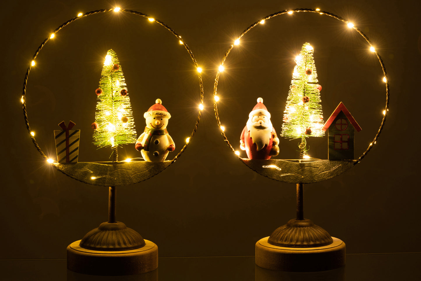 Cirkel Op Voet+Led Kerstman/Sneeuwman Hout/Metaal Mix Assortiment Van 2