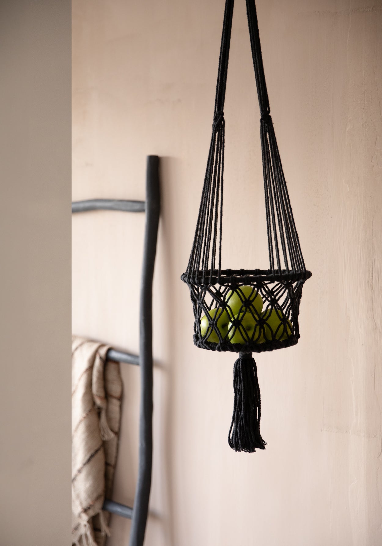 Copy of The Macrame Plant Hanger - Black - L 