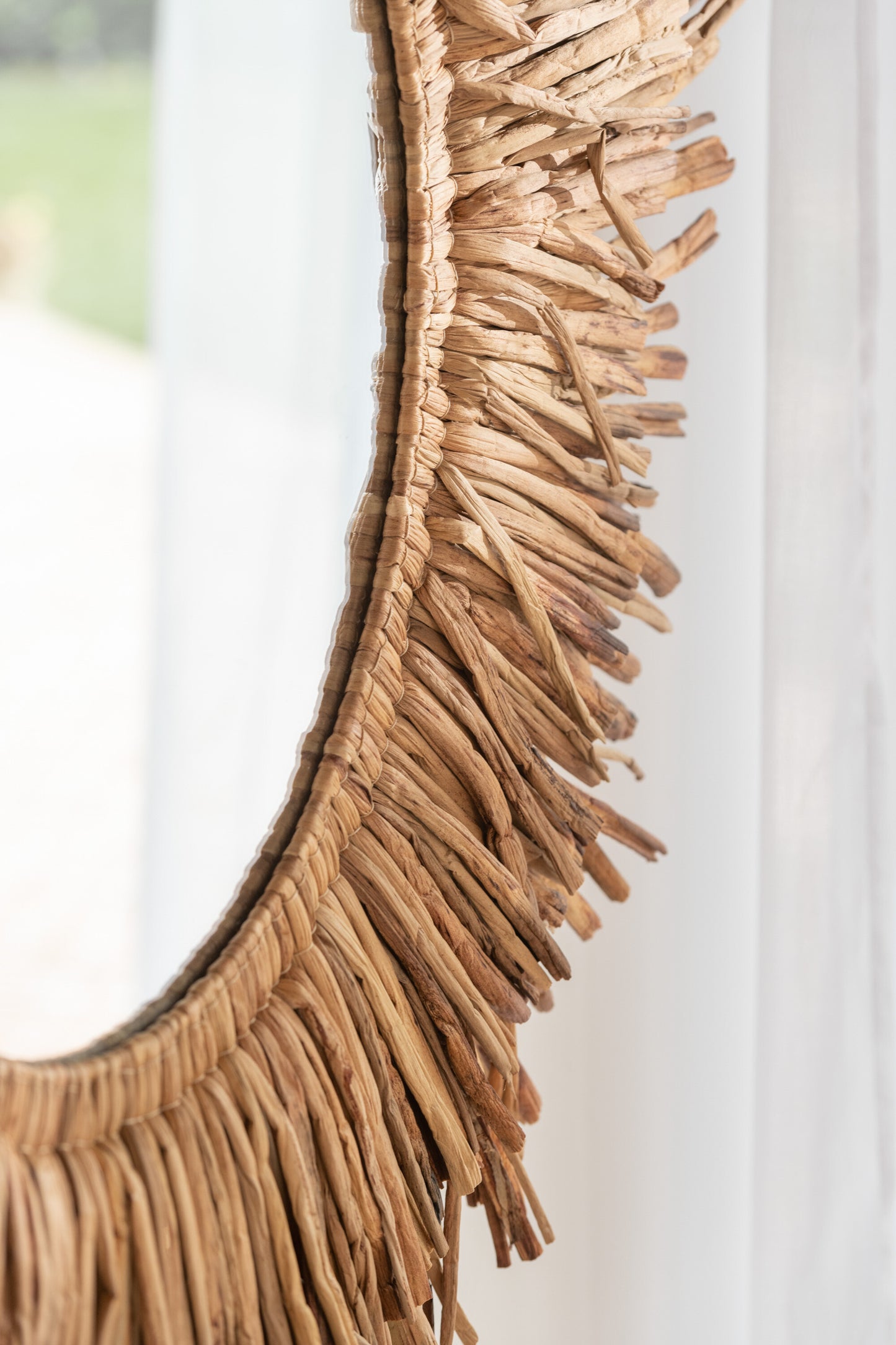 Mirror Alan Round Shells Raffia Natural Large 